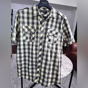 Irreverent Button Up Shirt Mens Medium Yellow Brown Check Short Sleeve Casual